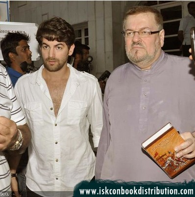 Nitin Mukesh & Neil Nitin Mukesh Receive Srila Prabhupada Gita at ISKCON Juhu