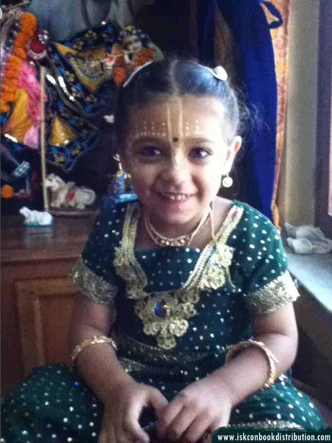 Our little Niece Ksanavani Distributes Prabhupada’s Books