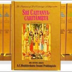 5 Sets of Caitanya Caritamrtas Distributed at Sunday Feast lecture