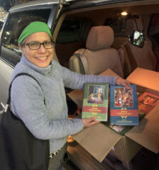 People waiting to receive Srila Prabhupada’s books…